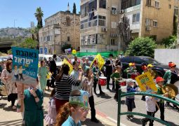 תהלוכת נווה גאולה לכבוד רשב״י לקבלת פני משיח צדקנו